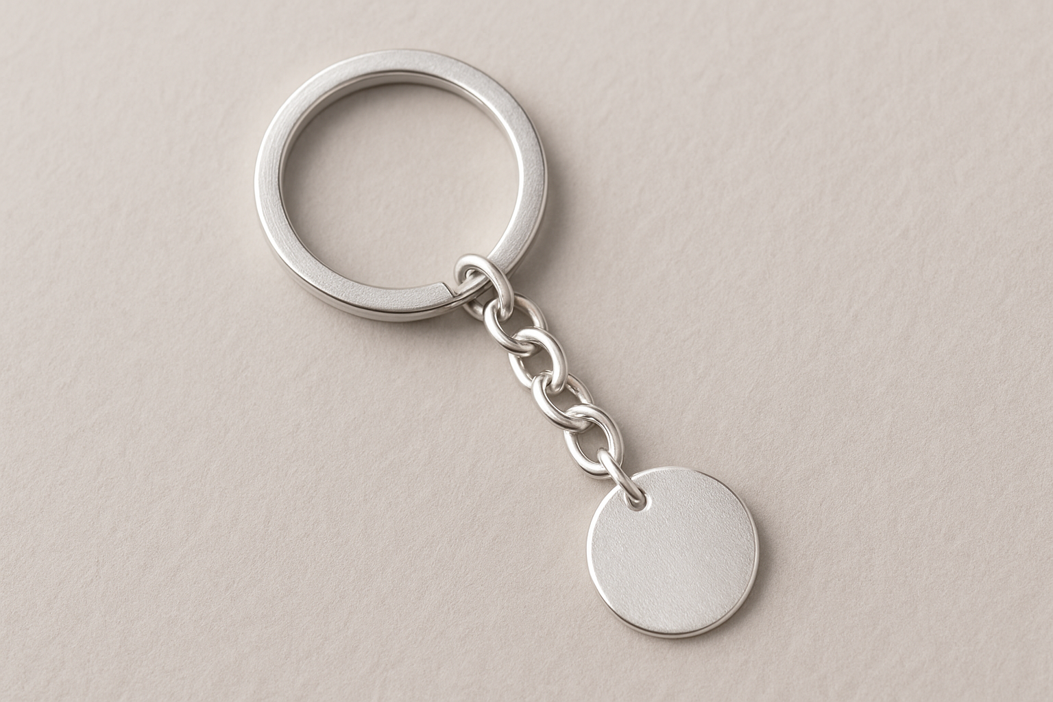 Circle pendant keychain