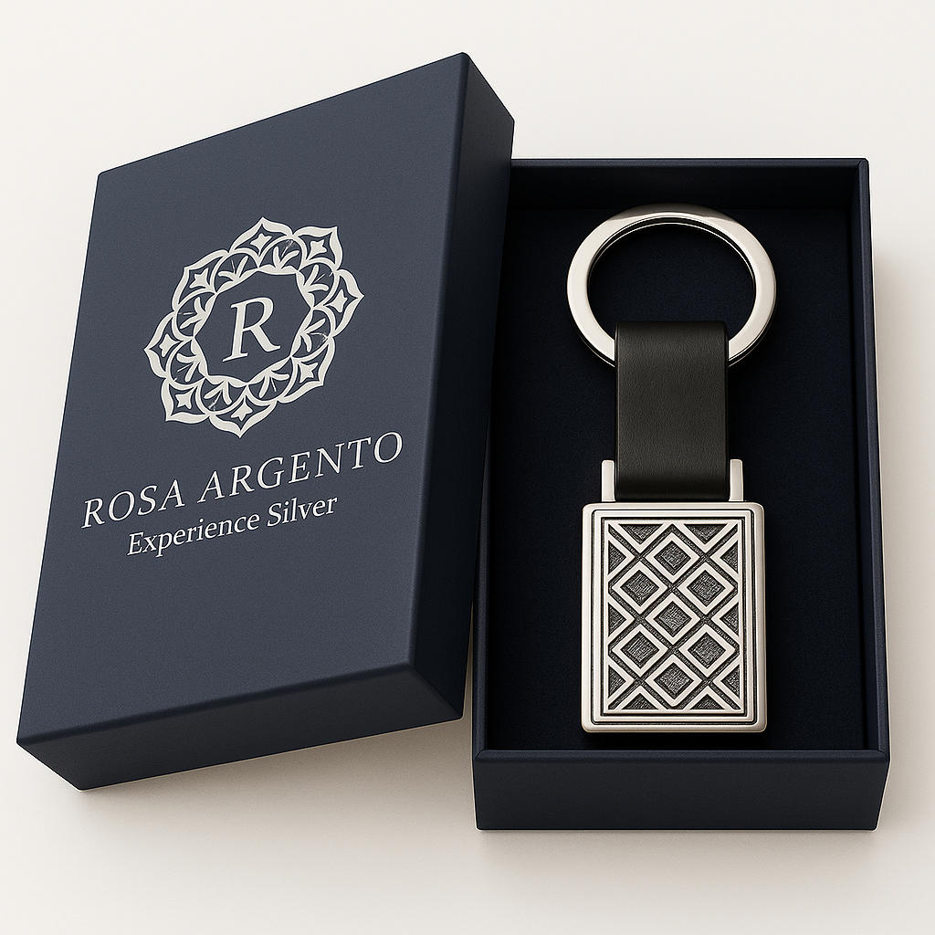 Geometric Keychain with Rosa Argento Box