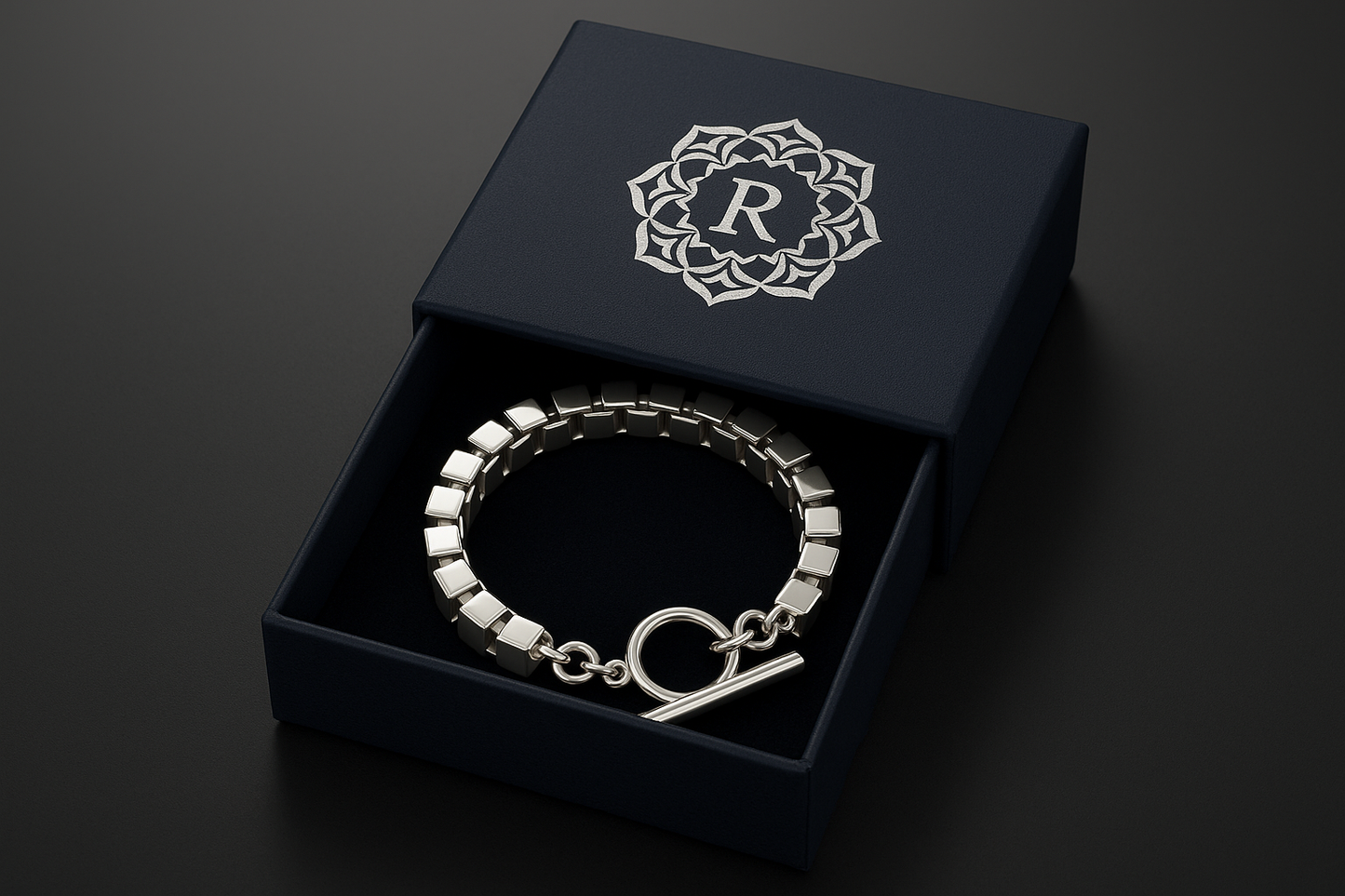 Premium packaging with Rosa Argento logo on cover