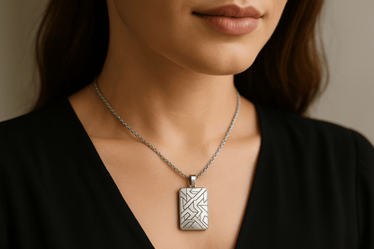 Sterling Silver Pendant - Handcrafted Necklace Charm S202225 - Rosa argento